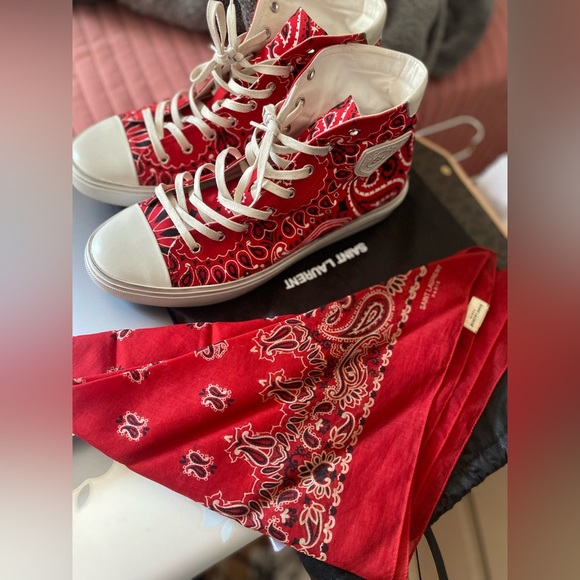 Red Saint Laurent large Bandana - Picture 8 of 8